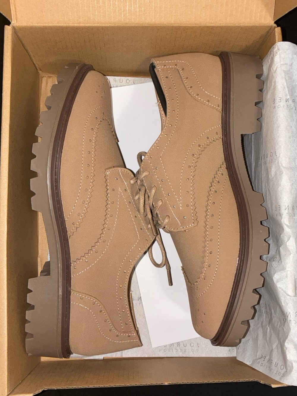 NEW Journee Collection Claudiya Loafers in Taupe For Women's Size 7